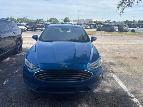 Blue 2019 Ford Fusion SE