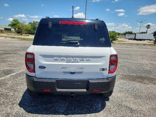 Oxford White 2021 Ford Bronco Sport Outer Banks