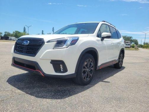 Crystal White Pearl 2023 Subaru Forester Sport