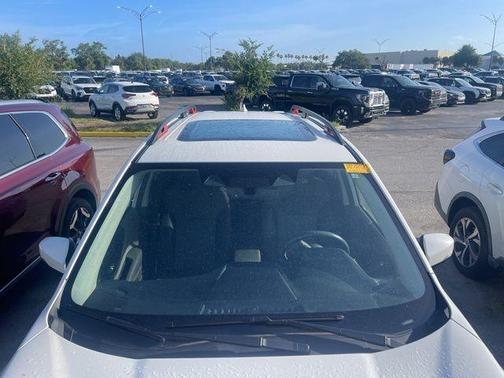 Crystal White Pearl 2023 Subaru Forester Sport
