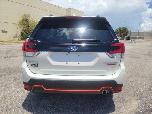 Crystal White Pearl 2023 Subaru Forester Sport