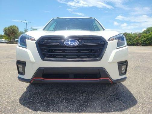 Crystal White Pearl 2023 Subaru Forester Sport