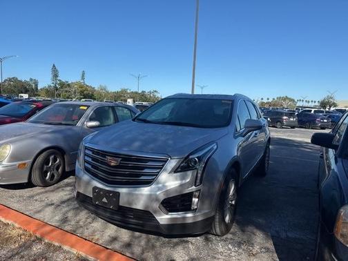 2017 Cadillac XT5 Luxury