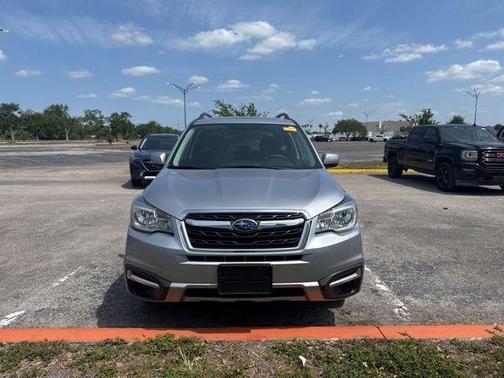 Ice Silver Metallic 2018 Subaru Forester 2.5i Premium