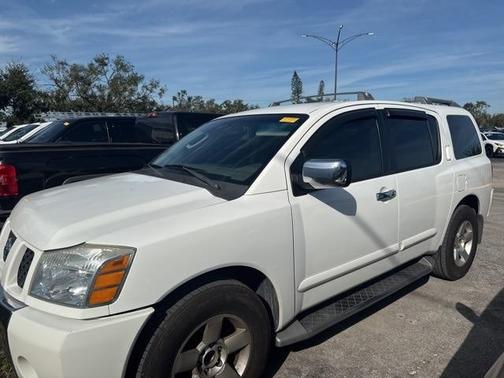 2004 Nissan Armada SE