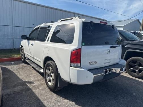2004 Nissan Armada SE