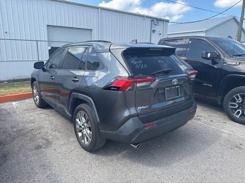 Magnetic Gray Metallic 2020 Toyota RAV4 XLE Premium