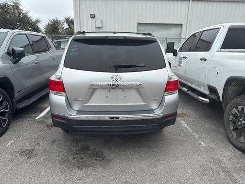 2012 Toyota Highlander SE