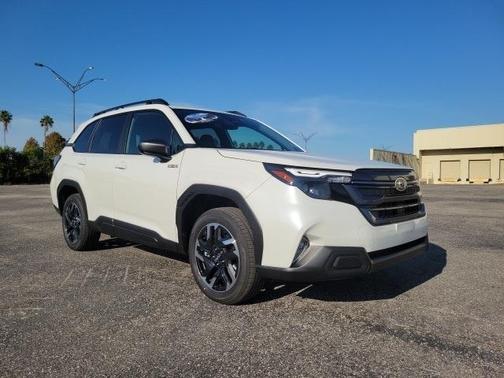 2025 Subaru Forester Hybrid Premium