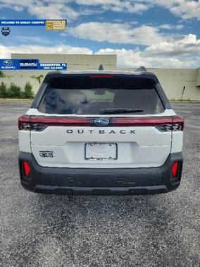 White Pearl 2026 Subaru Outback Touring XT