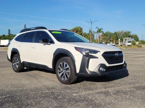 Crystal White Pearl 2025 Subaru Outback Premium