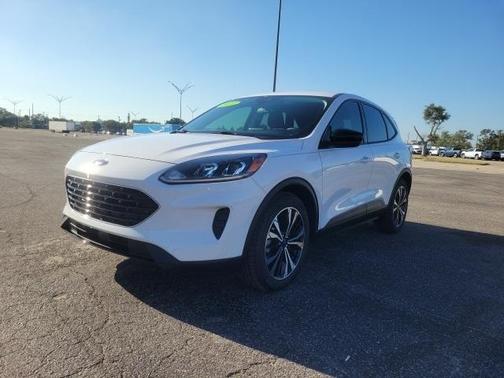 2022 Ford Escape SE