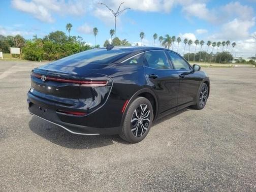 2024 Toyota Crown XLE