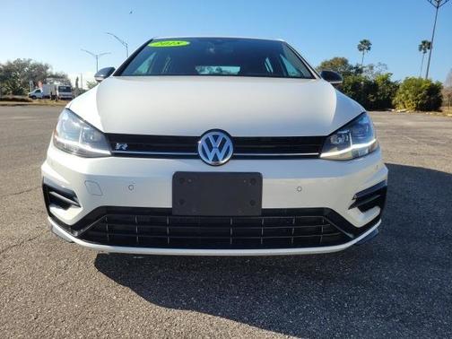 2018 Volkswagen Golf R 2.0T w/DCC & Navigation