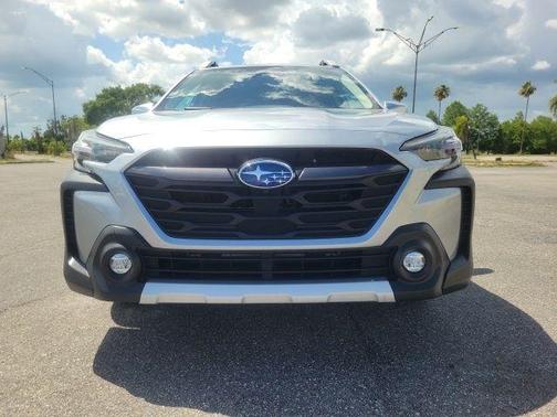 Ice Silver Metallic 2024 Subaru Outback Touring XT