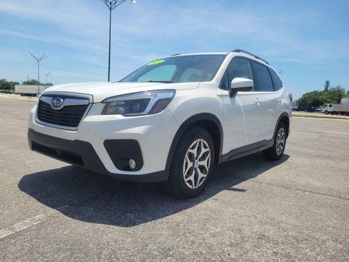 Crystal White Pearl 2021 Subaru Forester Premium