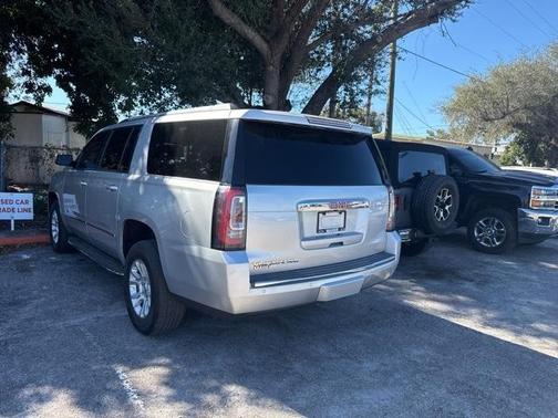 2020 GMC Yukon XL Denali