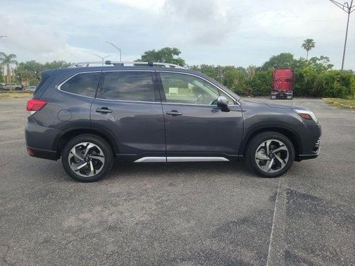 Magnetite Gray Metallic 2023 Subaru Forester Touring