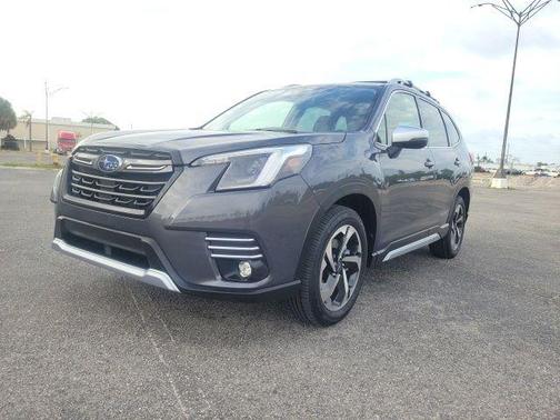 Magnetite Gray Metallic 2023 Subaru Forester Touring