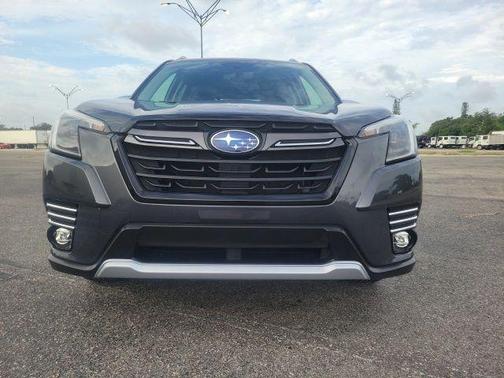 Magnetite Gray Metallic 2023 Subaru Forester Touring