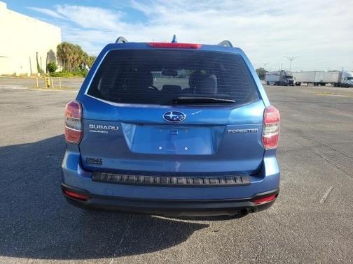 2016 Subaru Forester 2.5i