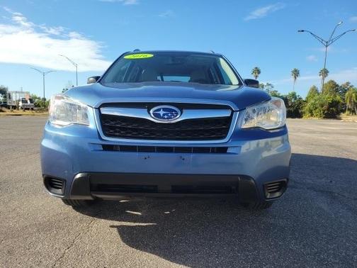 2016 Subaru Forester 2.5i
