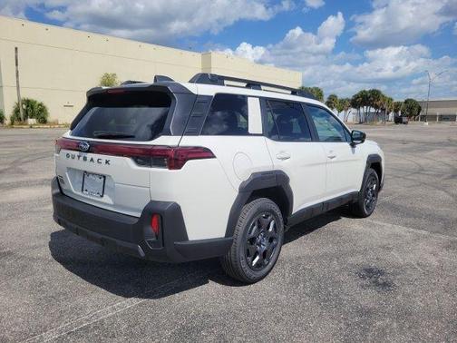 White Pearl 2026 Subaru Outback Premium