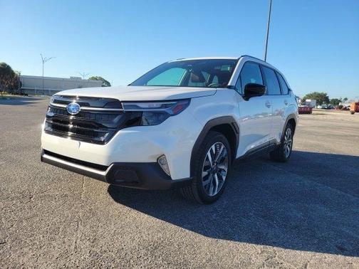 Crystal White Pearl 2026 Subaru Forester Touring