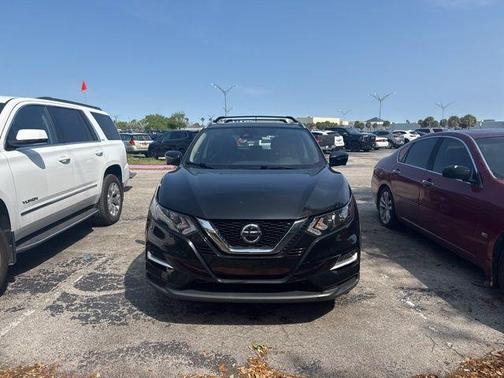 2020 Nissan Rogue Sport SL