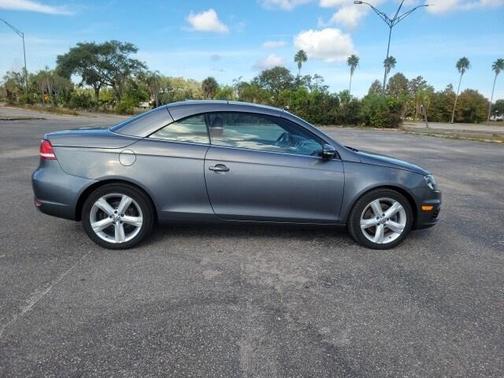 2012 Volkswagen Eos Lux