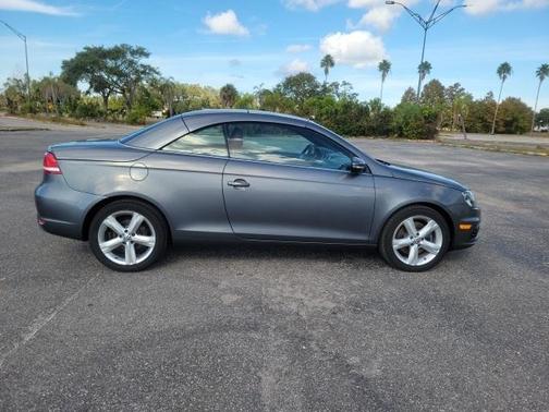 2012 Volkswagen Eos Lux