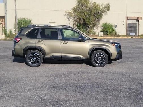 2025 Subaru Forester Hybrid Premium