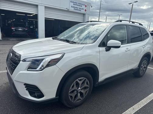 2023 Subaru Forester Premium