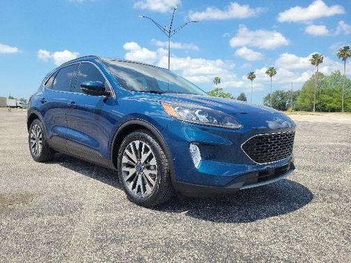 Green Metallic 2020 Ford Escape Titanium Hybrid