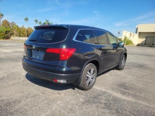 2016 Honda Pilot EX-L w/ Navigation