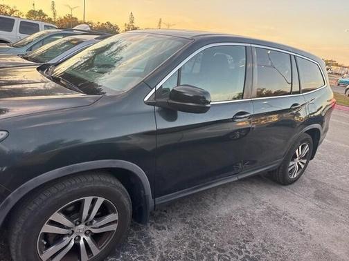 2016 Honda Pilot EX-L w/ Navigation