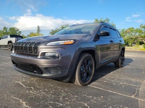 2017 Jeep Cherokee Sport