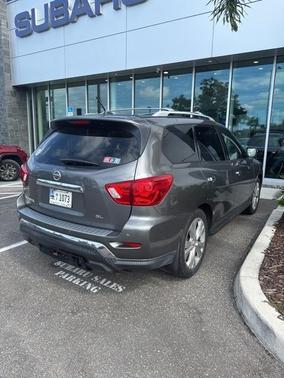 2018 Nissan Pathfinder SL