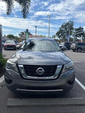 2018 Nissan Pathfinder SL