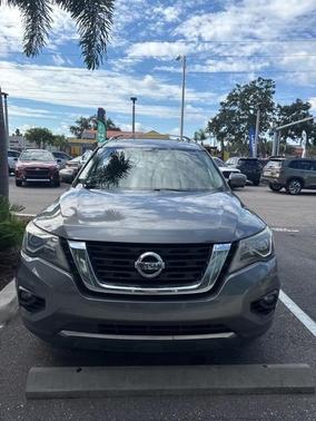 2018 Nissan Pathfinder SL