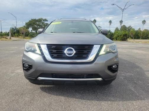 2018 Nissan Pathfinder SL