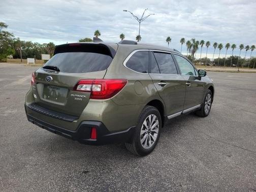 2019 Subaru Outback 3.6R Touring