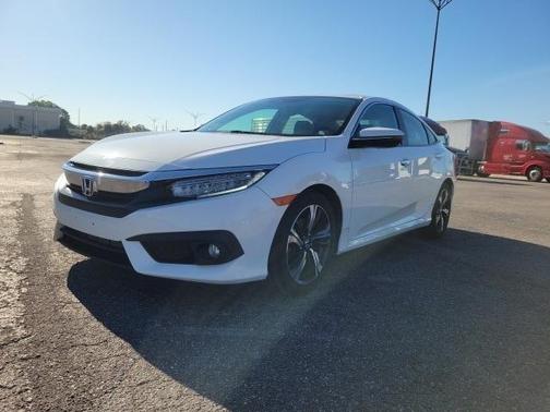 2017 Honda Civic Touring