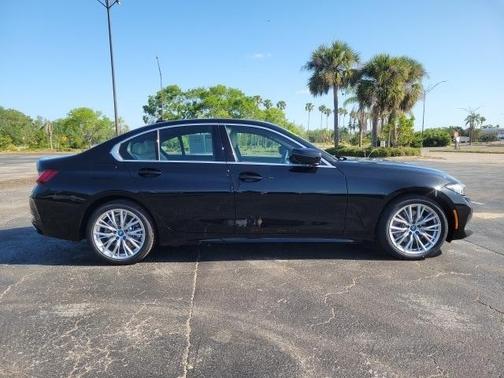 2024 BMW 330e 330e