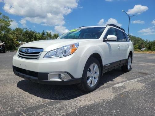 2011 Subaru Outback 2.5i Premium