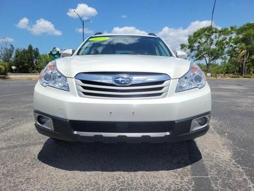 2011 Subaru Outback 2.5i Premium