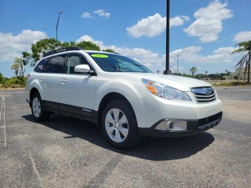 2011 Subaru Outback 2.5i Premium