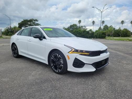 2023 Kia K5 GT-Line