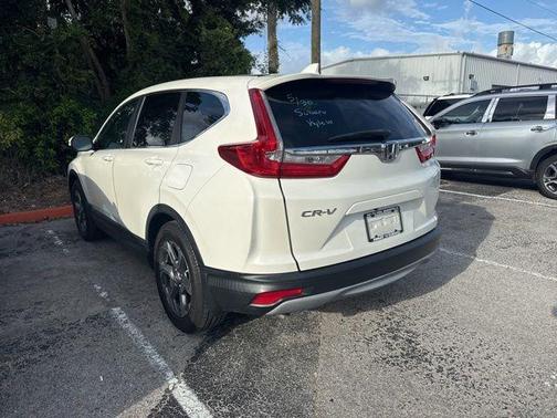 White 2018 Honda CR-V EX