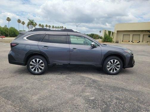 Magnetite Gray Metallic 2023 Subaru Outback Touring XT
